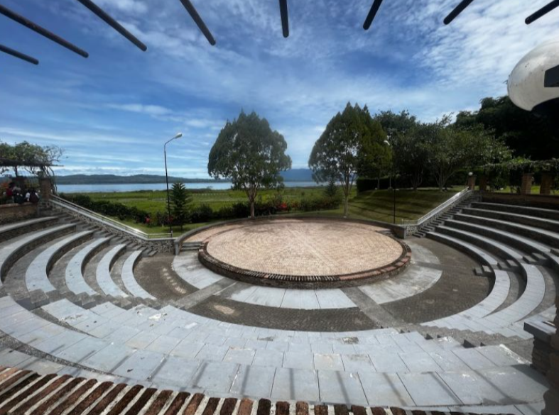 Open Teater Institut Teknologi Del